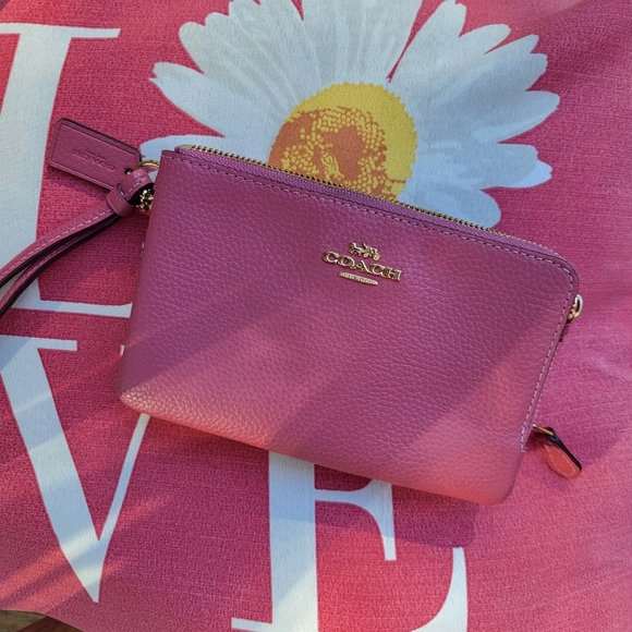 Coach Leather Wristlet - Picture 6 of 6